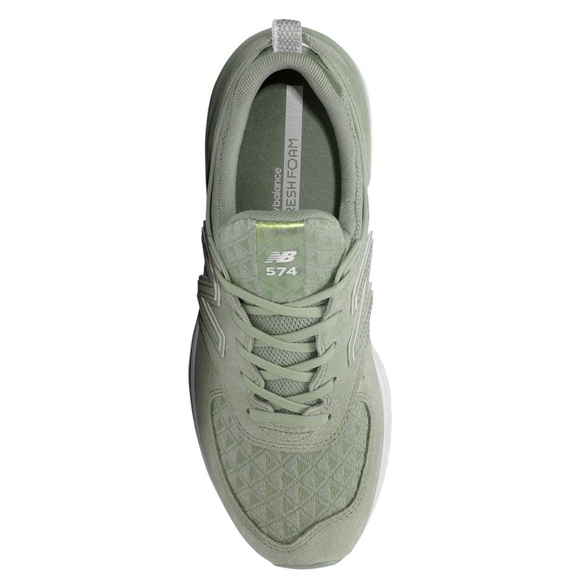 New Balance women’s lifestyle shoe - Picture 2 of 4